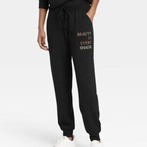 Zoe + Liv Women's Beauty In Every Shade Graphic Jogger Pants Black Size Small
